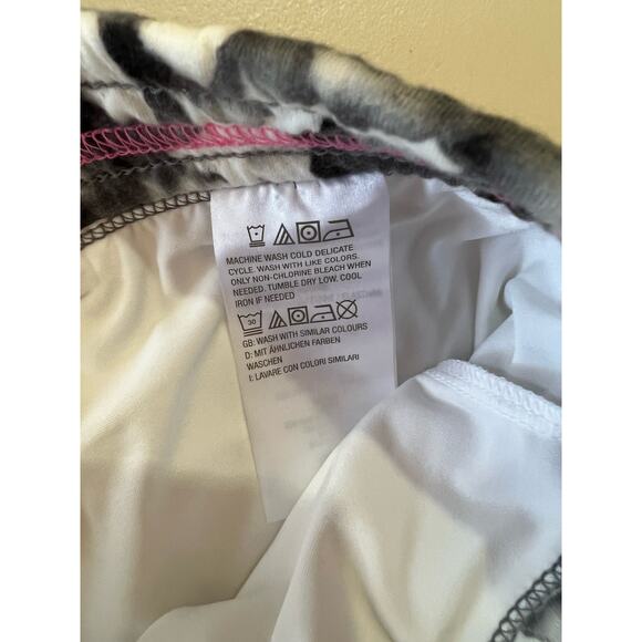 Isaac Mizrahi Soho Petite Quilted Knit Jacquard Skort PITCH BLACK NWOT SIZE 2XP - Picture 7 of 10